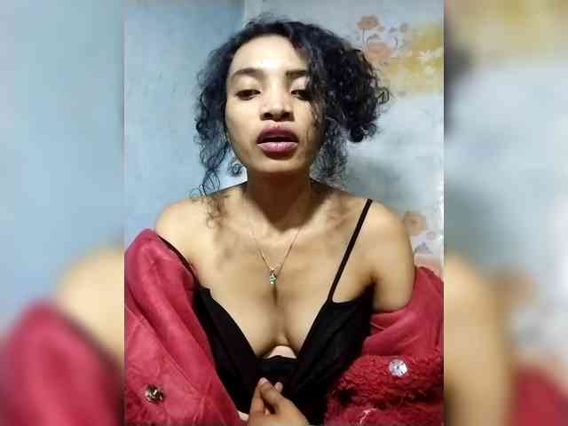 Shanya12 webcam