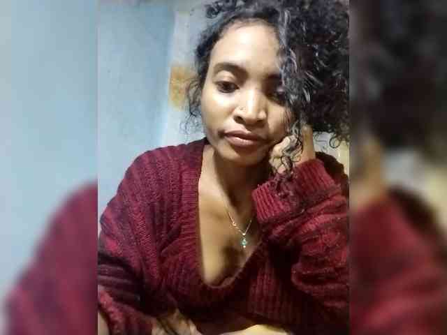 Shanya12 webcam