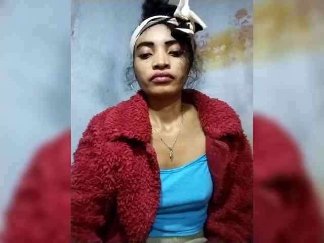 Shanya12 webcam