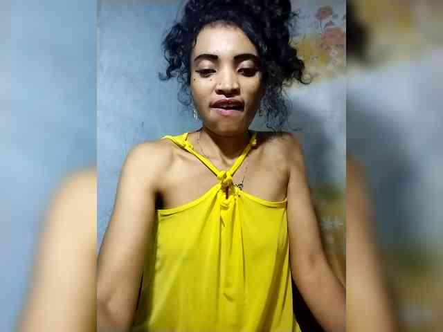 Shanya12 webcam