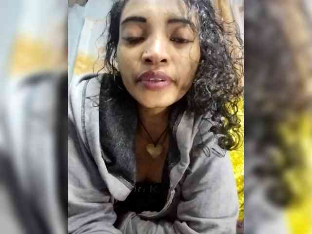 Shanya12 webcam