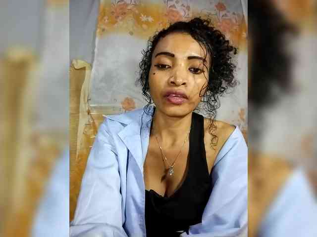 Shanya12 webcam