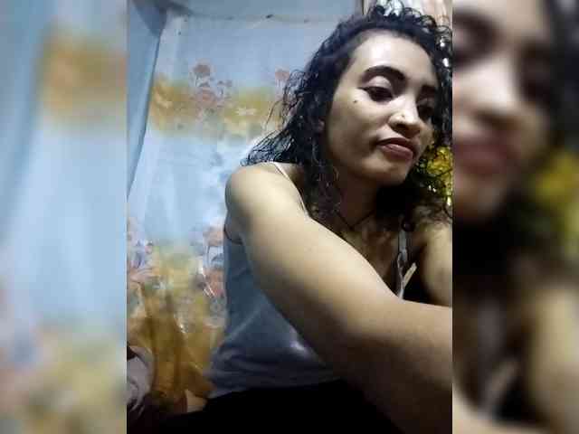 Shanya12 webcam
