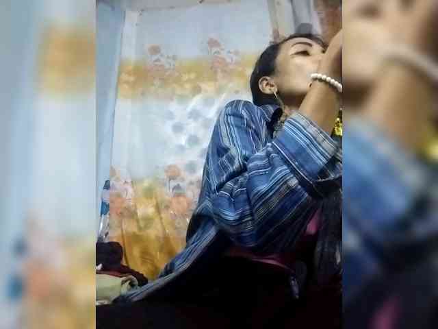 Shanya12 webcam
