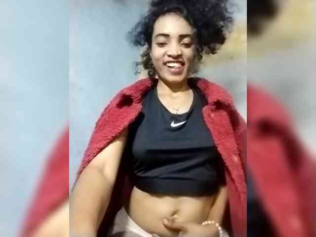 Shanya12 webcam