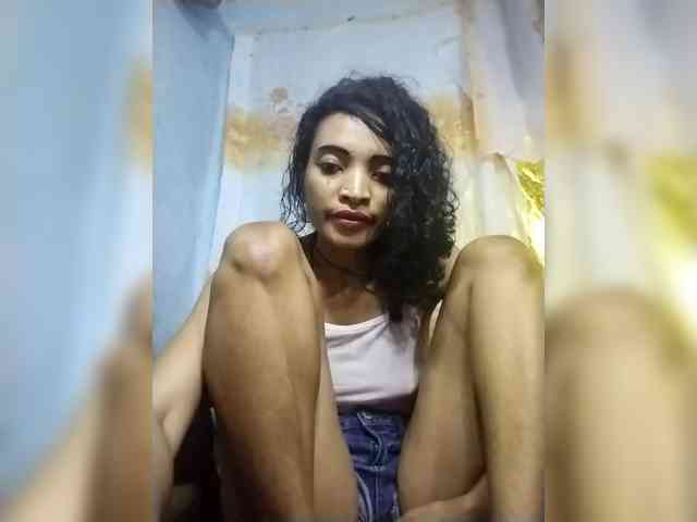 Shanya12 webcam