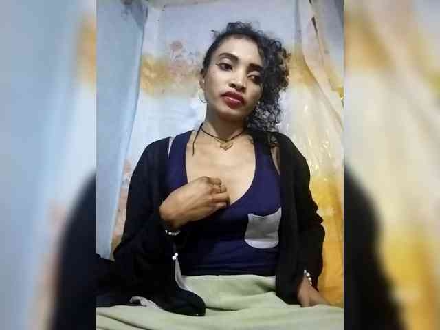 Shanya12 webcam