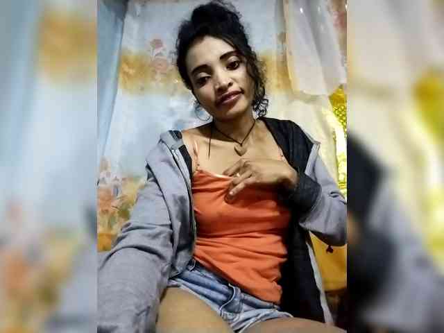 Shanya12 webcam