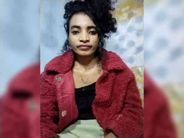 Shanya12 webcam