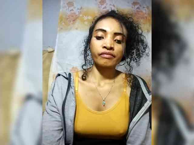 Shanya12 webcam