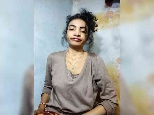Shanya12 webcam
