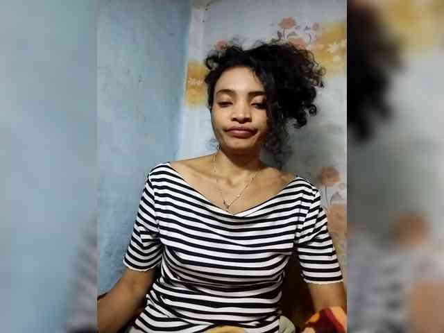 Shanya12 webcam