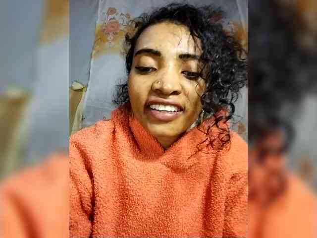 Shanya12 webcam