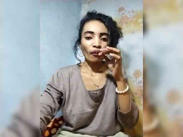 Shanya12 webcam