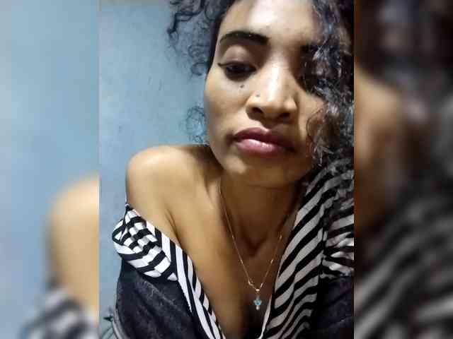 Shanya12 webcam