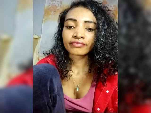 Shanya12 webcam