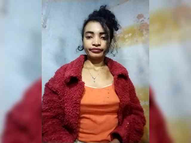 Shanya12 webcam