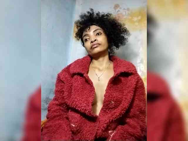 Shanya12 webcam