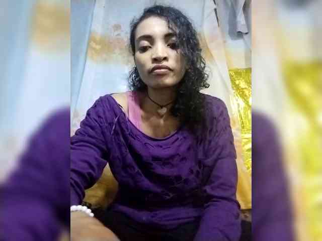 Shanya12 webcam