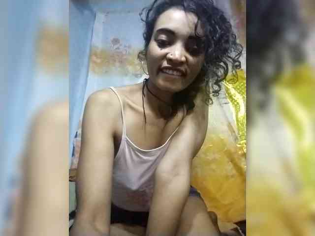 Shanya12 webcam