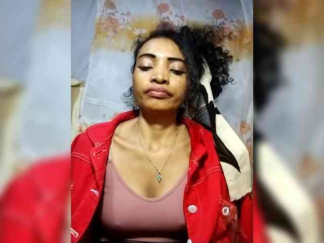 Shanya12 webcam
