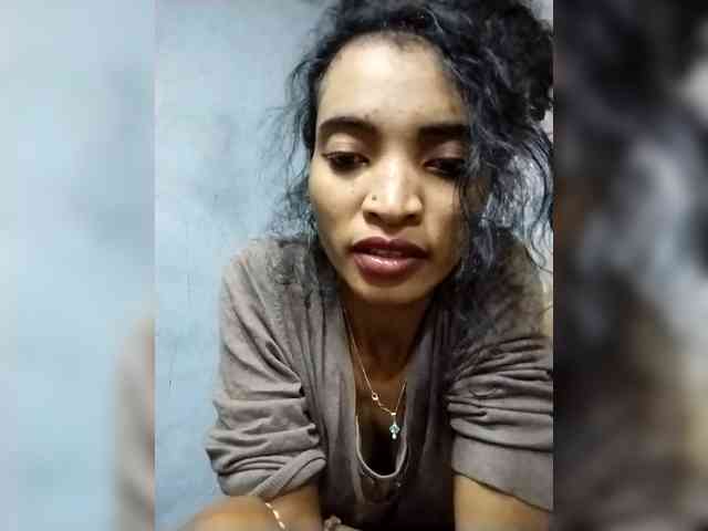 Shanya12 webcam