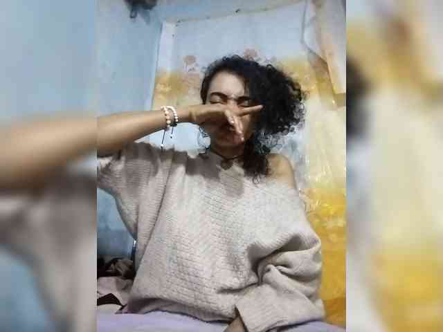 Shanya12 webcam