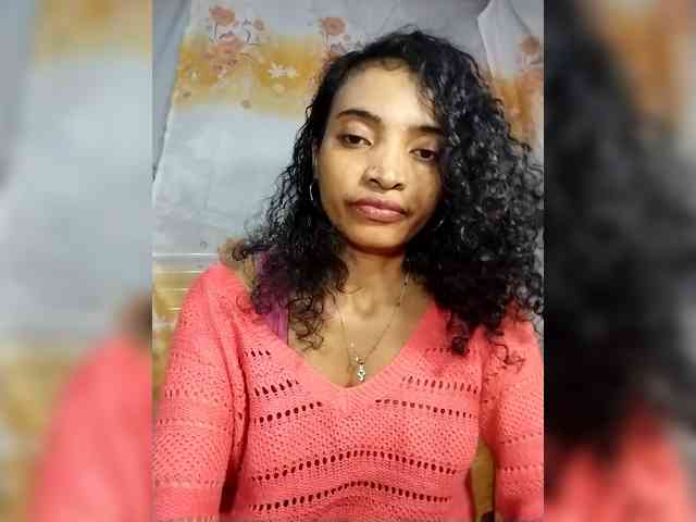 Shanya12 webcam