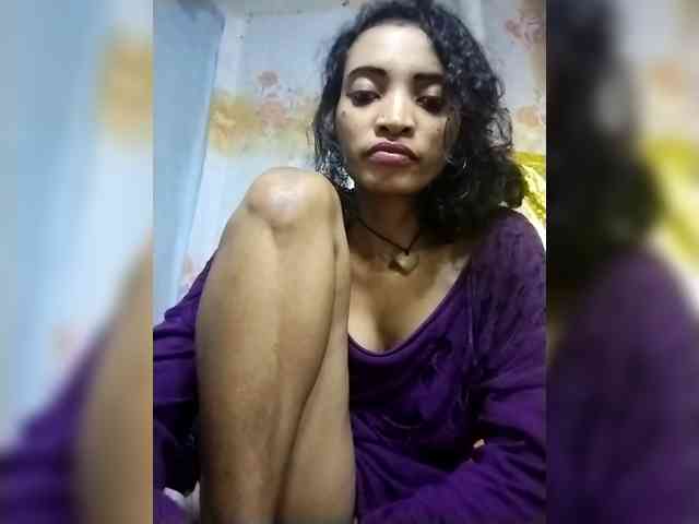 Shanya12 webcam