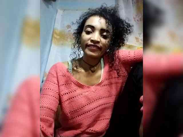 Shanya12 webcam