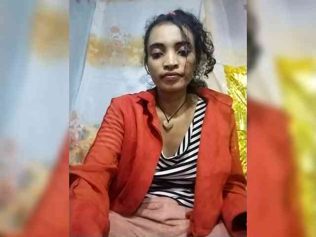 Shanya12 webcam