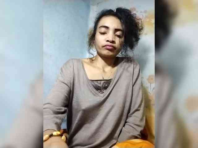 Shanya12 webcam
