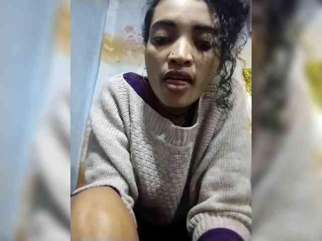 Shanya12 webcam