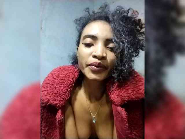 Shanya12 webcam