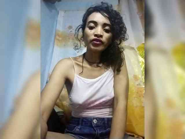 Shanya12 webcam