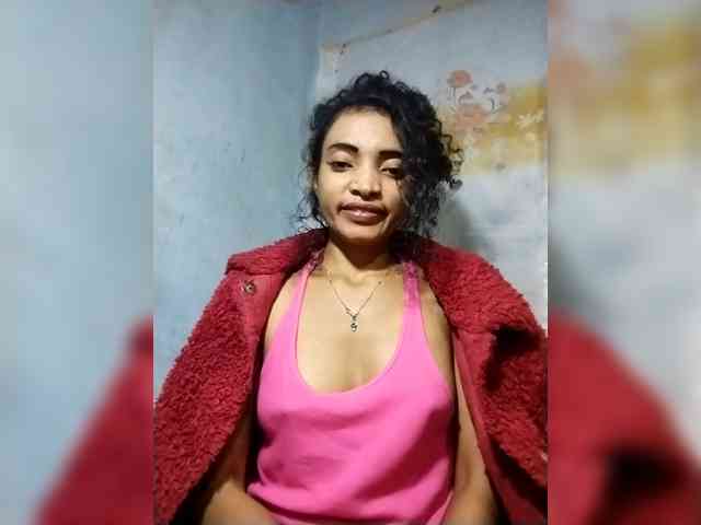 Shanya12 webcam