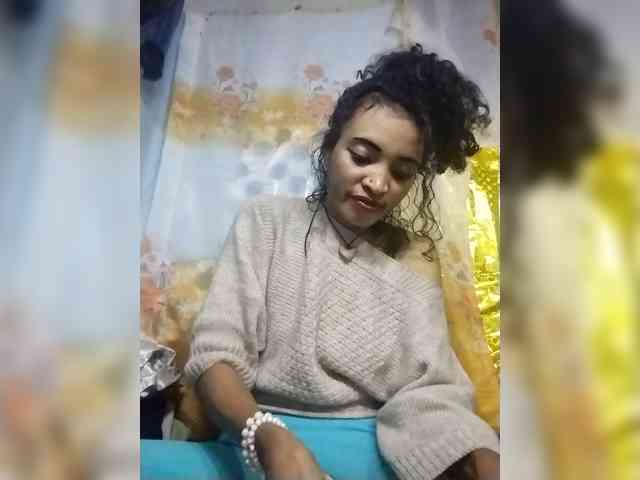 Shanya12 webcam