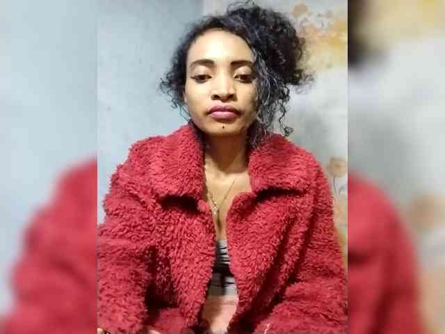 Shanya12 webcam