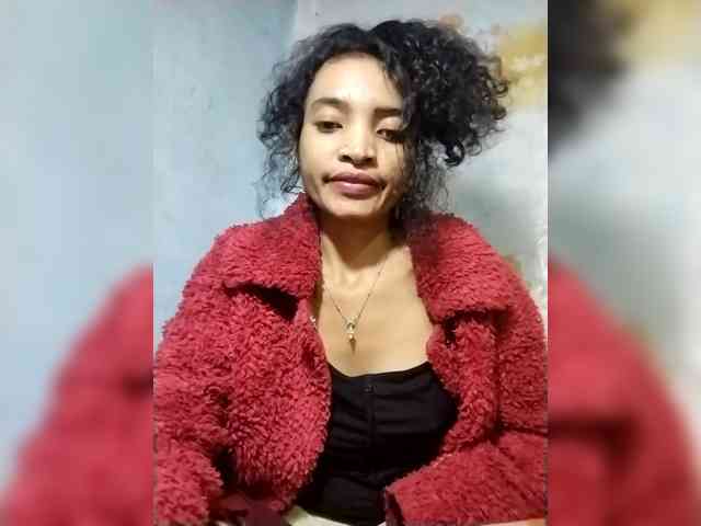 Shanya12 webcam