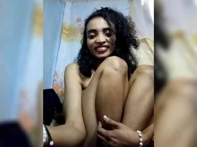 Shanya12 webcam