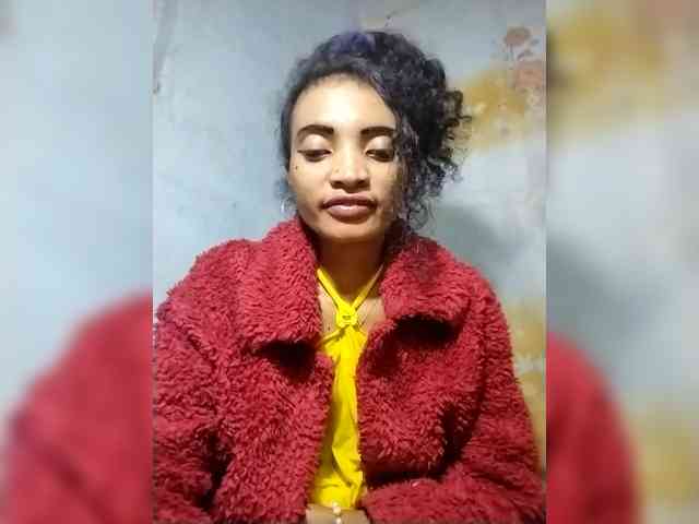 Shanya12 webcam