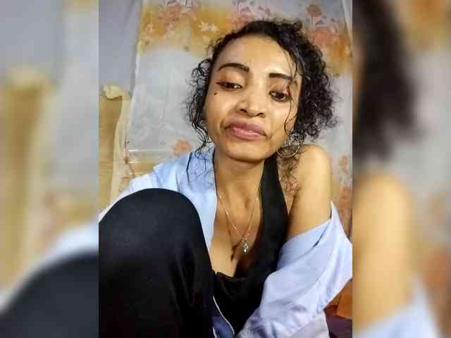 Shanya12 webcam