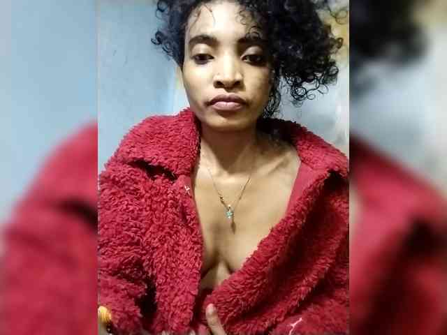 Shanya12 webcam