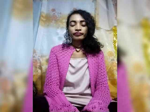 Shanya12 webcam