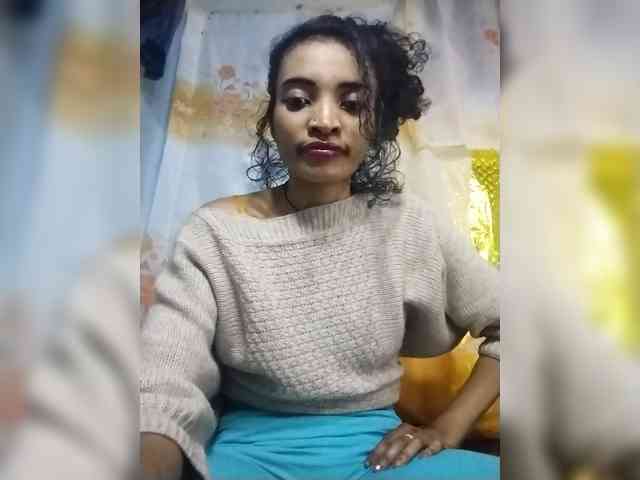 Shanya12 webcam