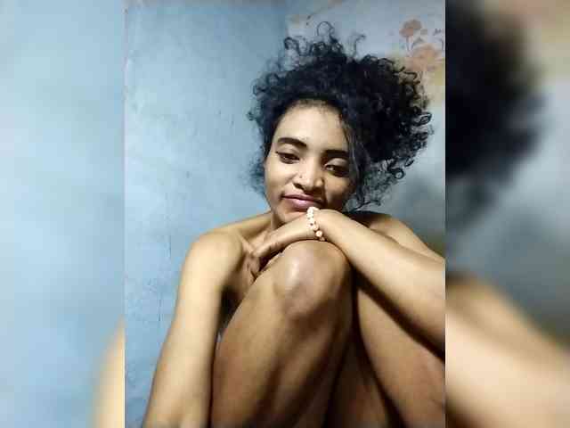 Shanya12 webcam