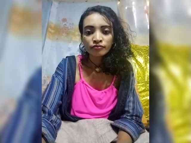 Shanya12 webcam
