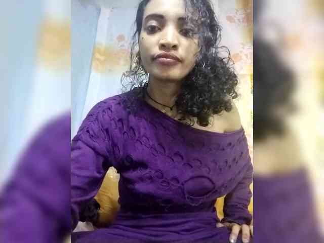 Shanya12 webcam