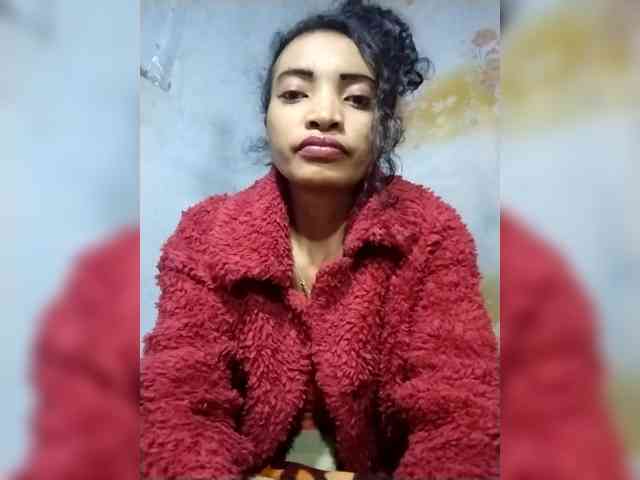 Shanya12 webcam