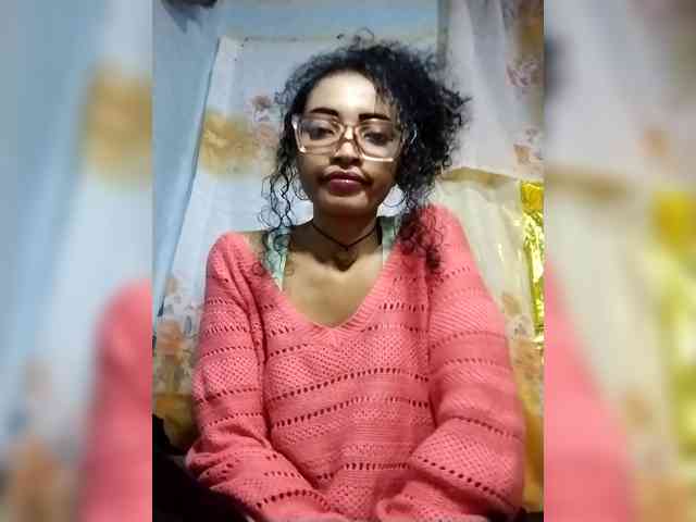 Shanya12 webcam